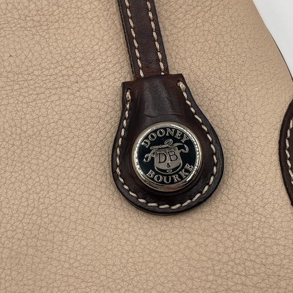 Vintage Dooney & Bourke Handbag Envelope Purse All Weather Pebbled Leather - Picture 5 of 13